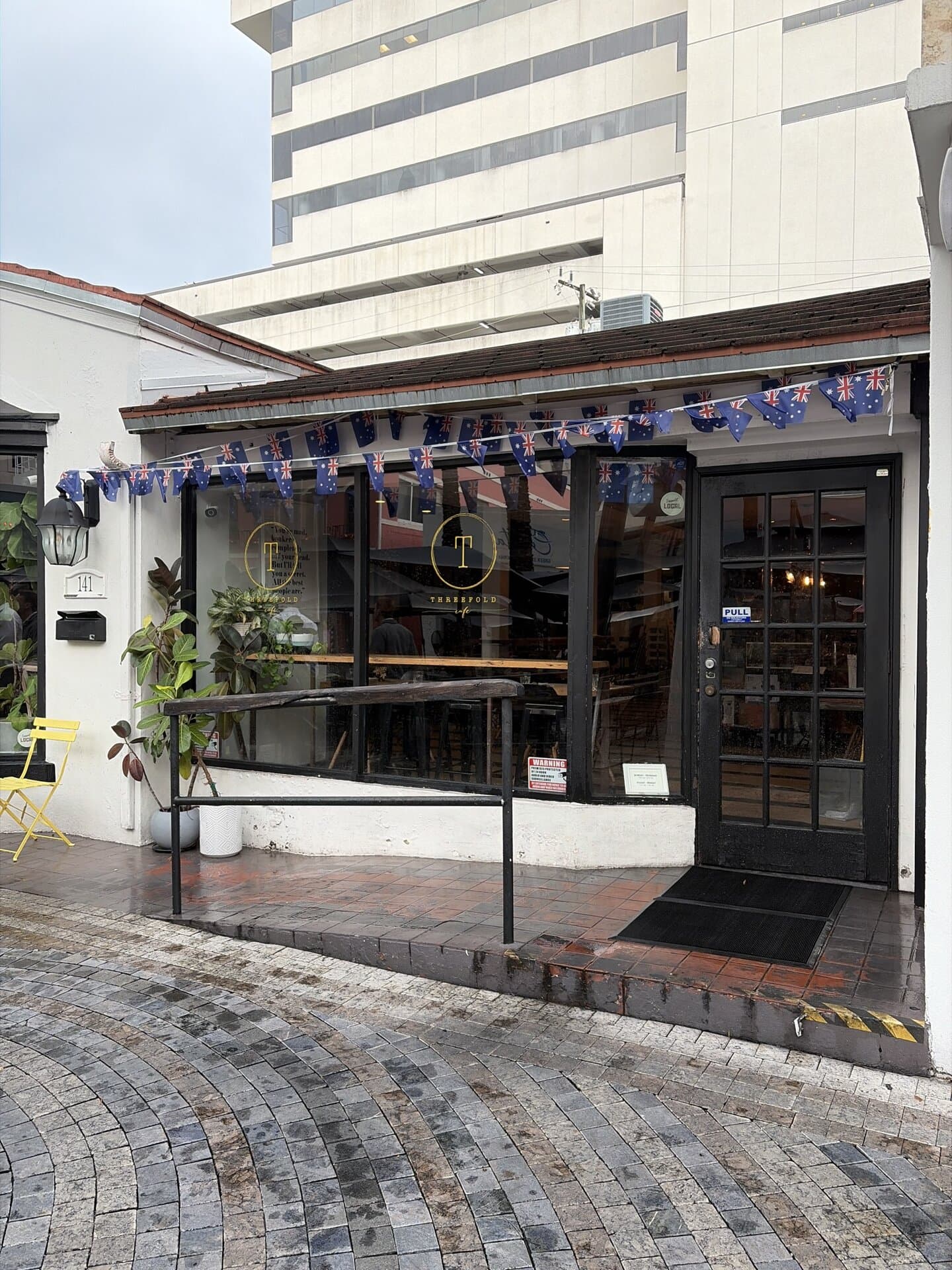 THREEFOLD CAFE restaurant