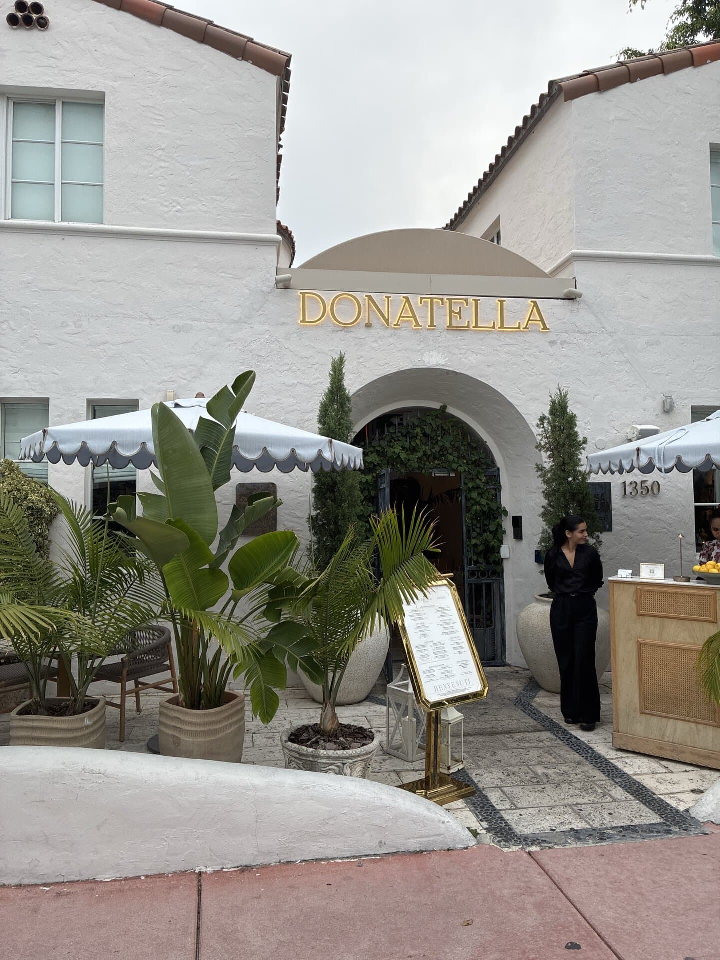 DONATELLA restaurant