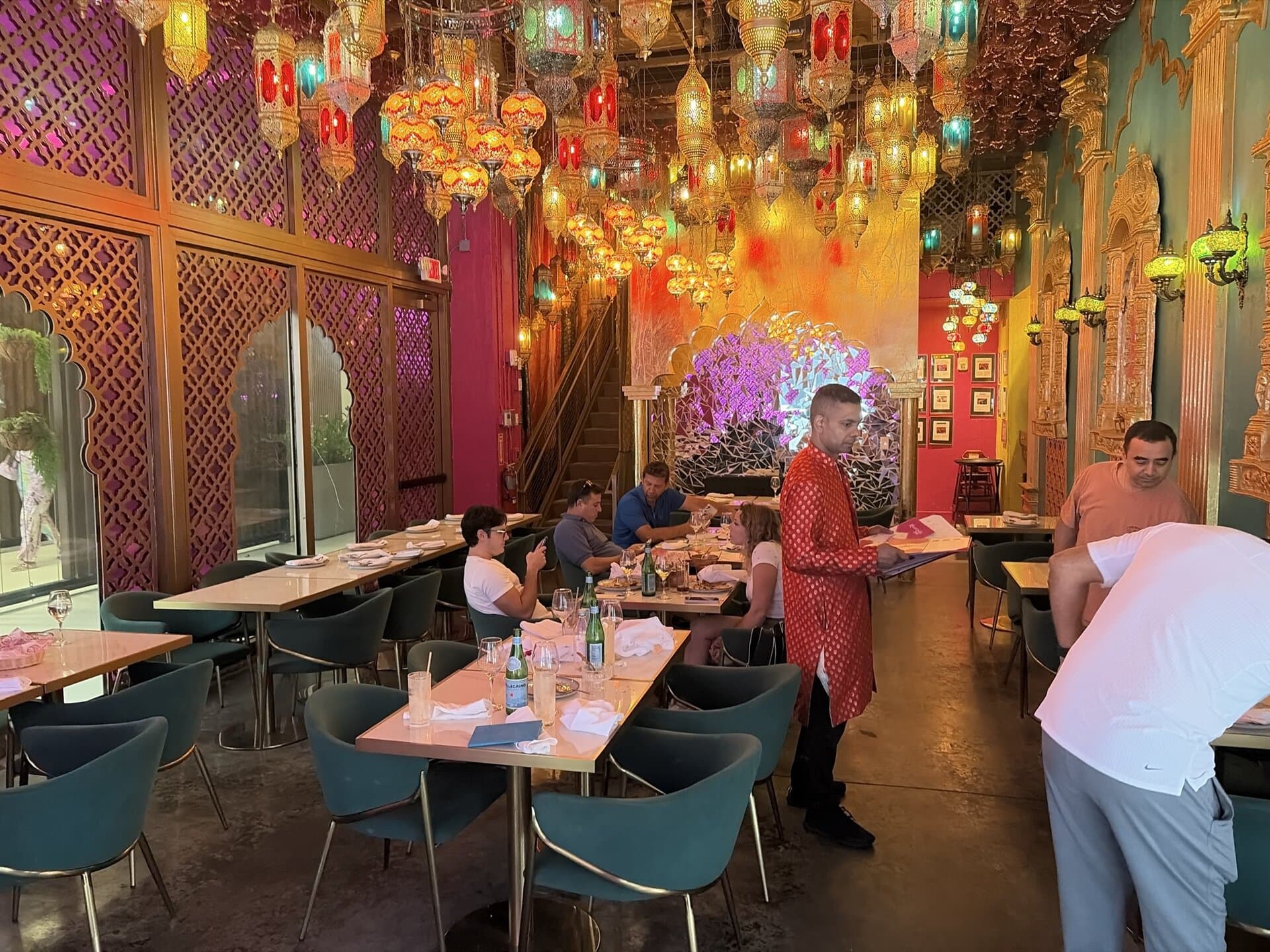 Rishtedar — Indian restaurant