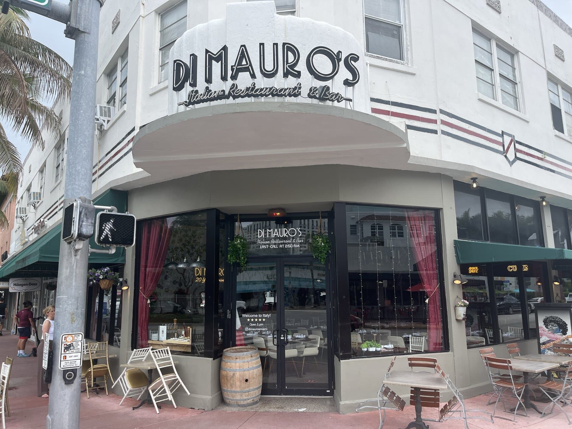 DI MAURO — Italian restaurant