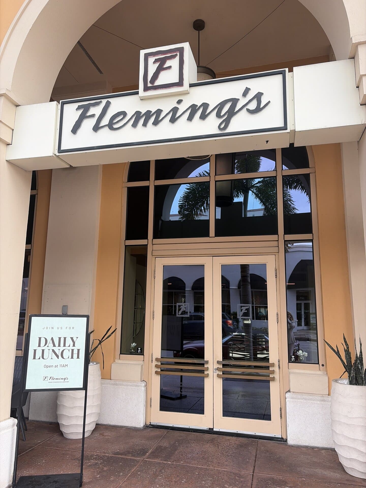FLEMING'S PRIME STEAKHOUSE — Steakhouse restaurant