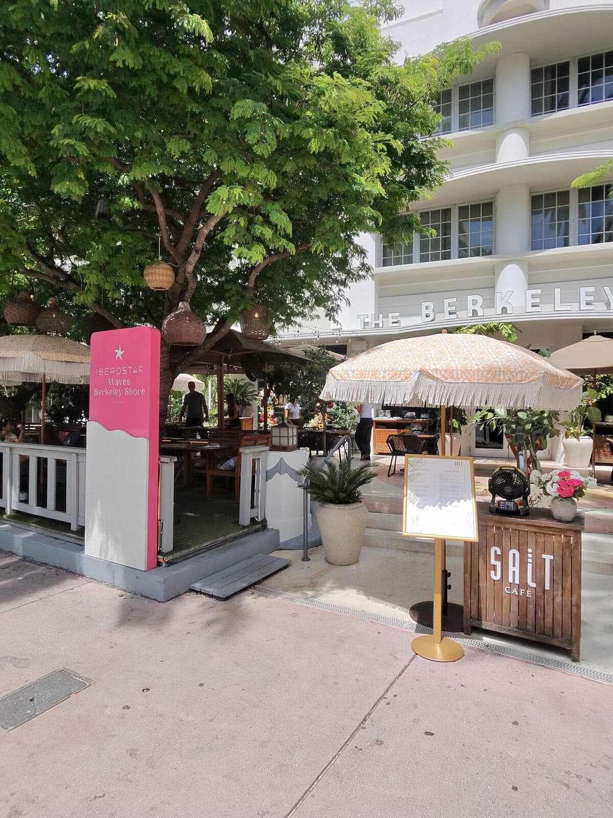 SALT CAFE photo 1