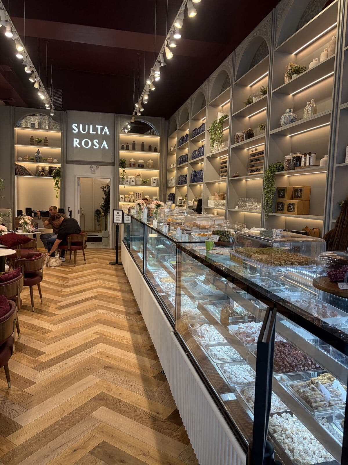 SULTA ROSA photo 4