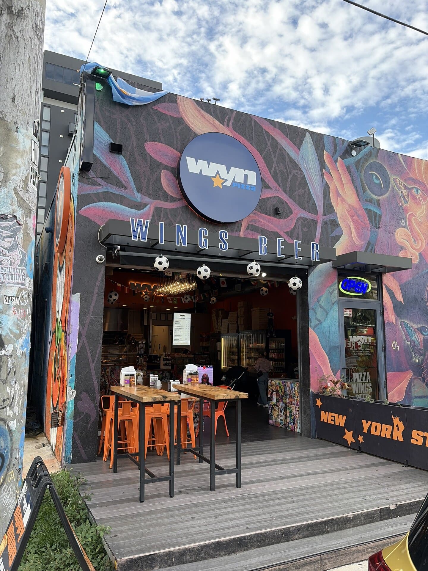 WYN PIZZA — Italian restaurant