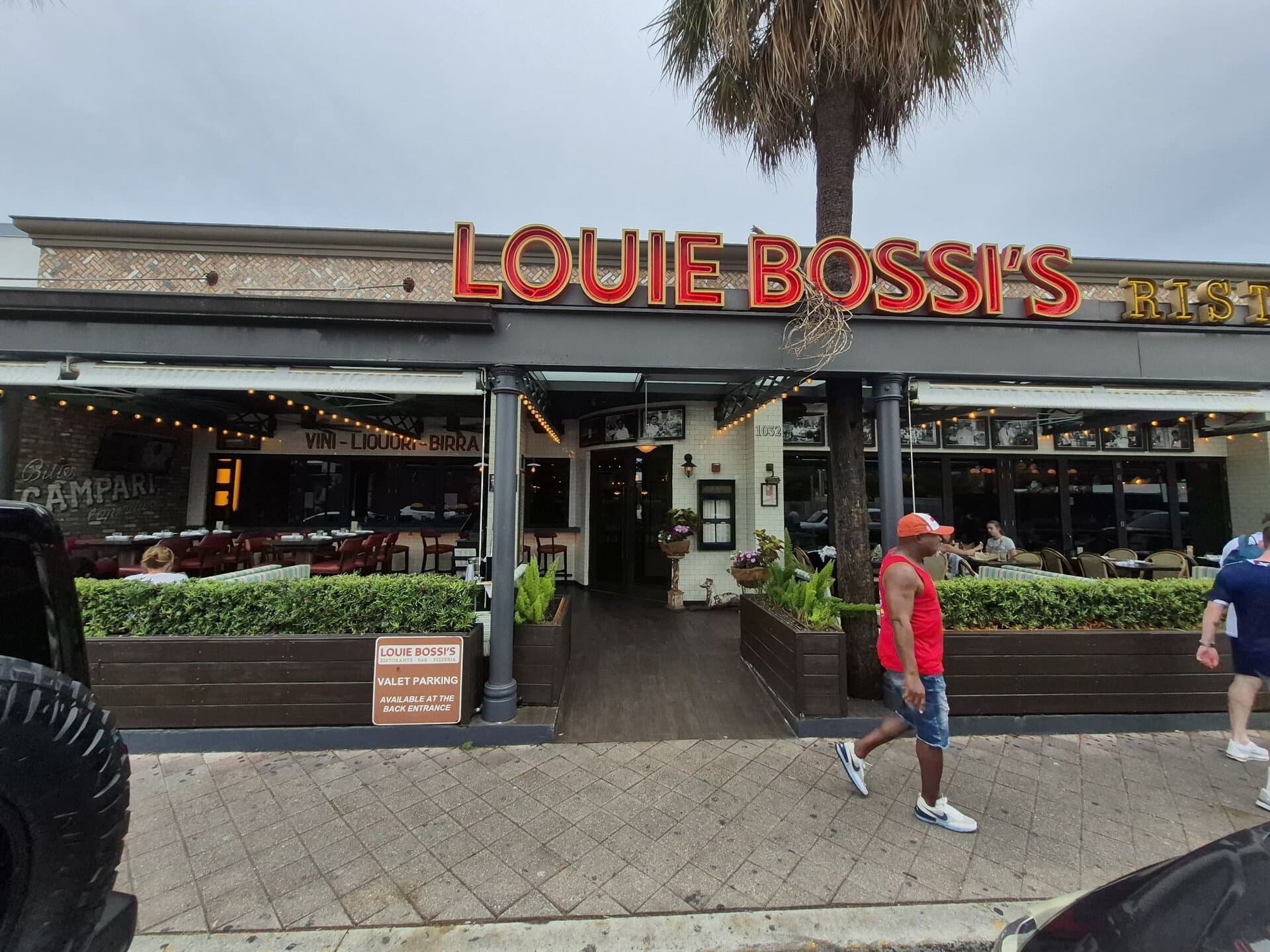 LOUIE BOSSI'S RISTORANTE BAR PIZZERIA