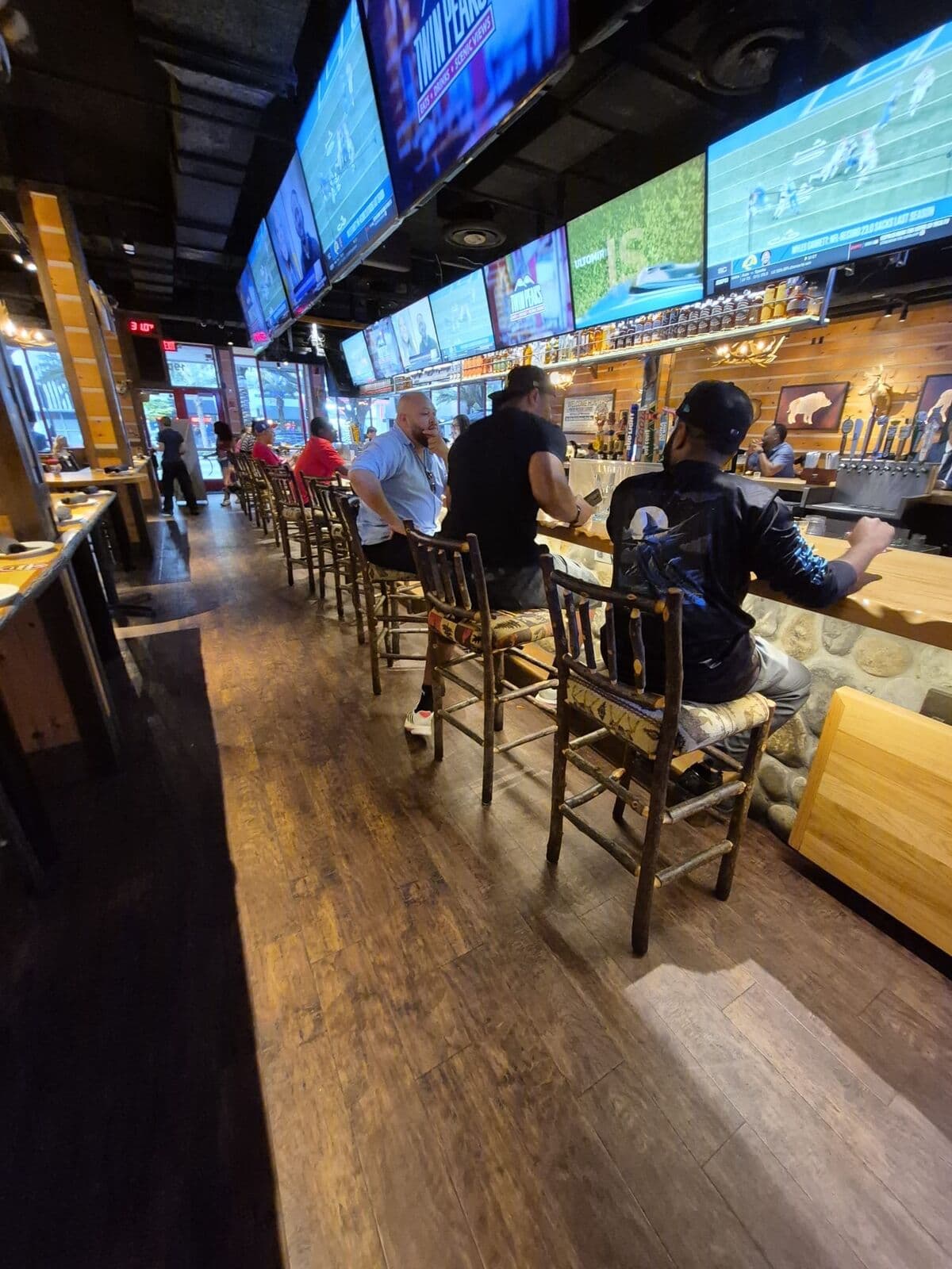 TWIN PEAKS RESTAURANT photo 3