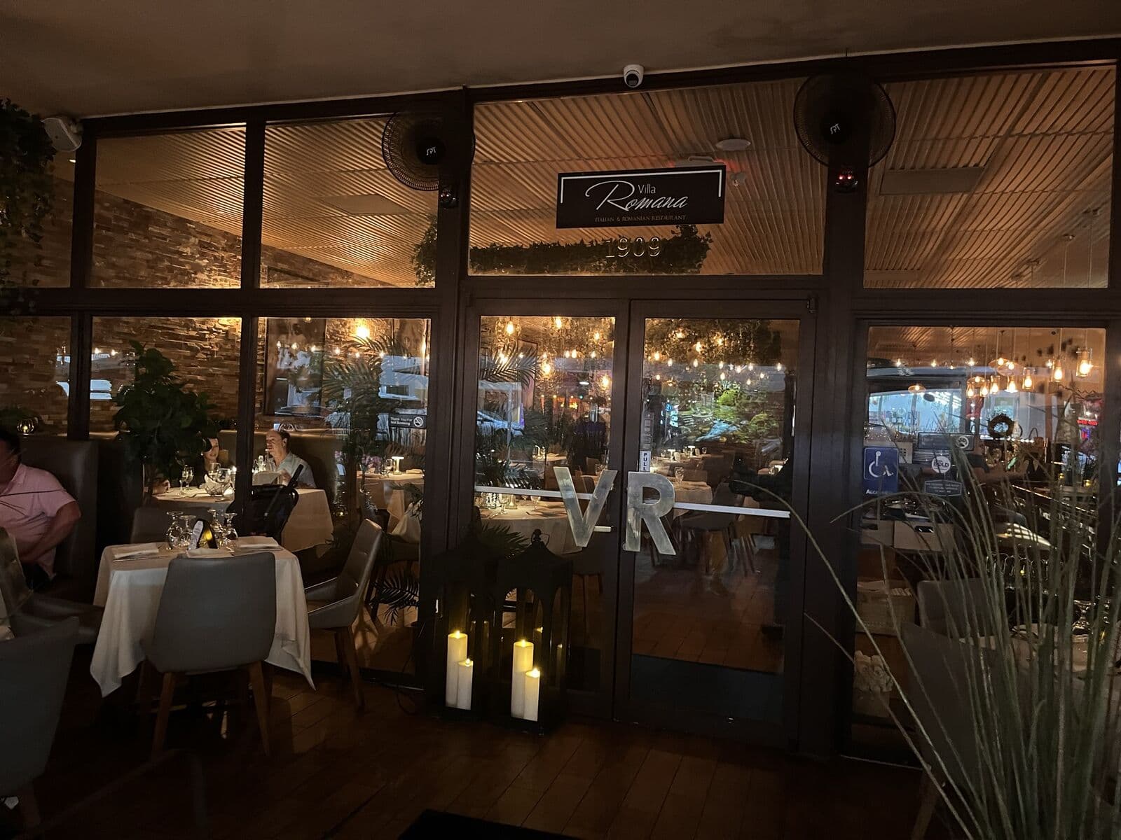 VILLA ROMANA RESTAURANT photo 2