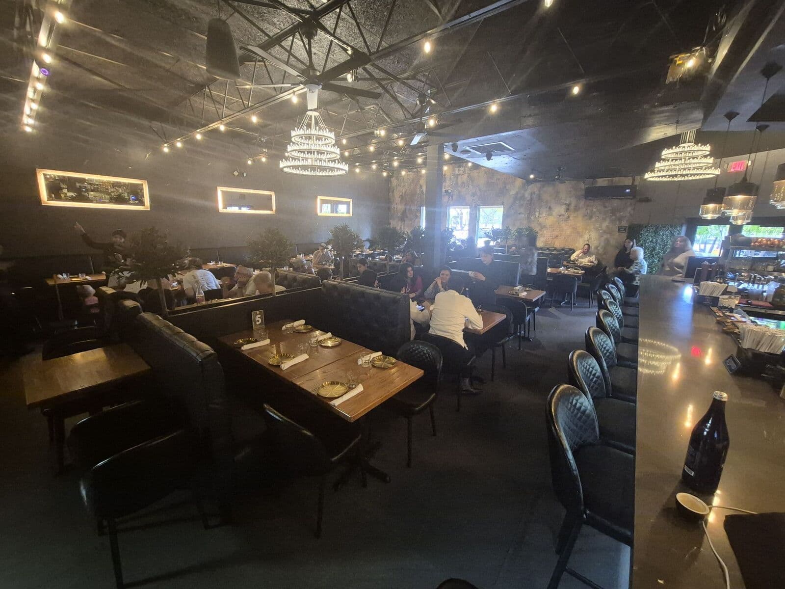 JZ STEAKHOUSE LLC photo 2