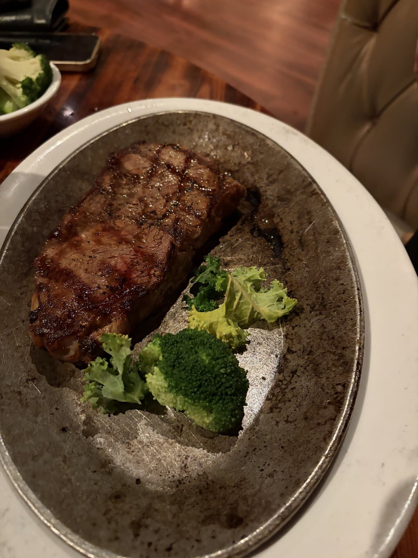 Tropical Acres — American restaurant