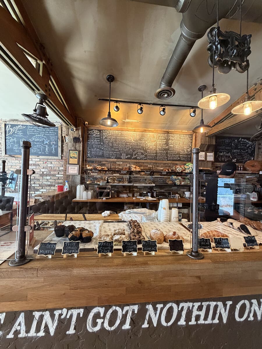 Toasted Bagelry & Deli